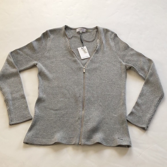 Calvin Klein Sweater (women’s) - Picture 8 of 9